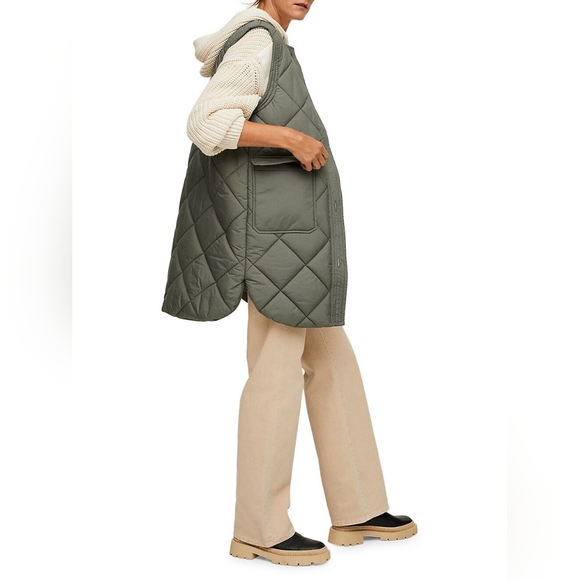 Mango Button-Front Long Quilted Vest size S - Picture 4 of 9